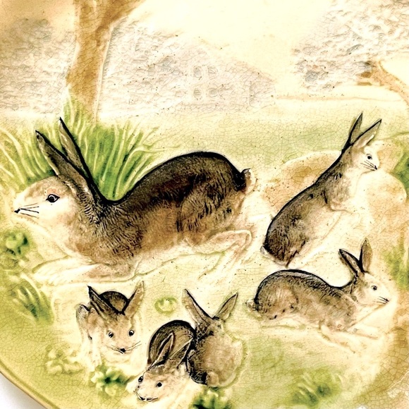 RARE 1900 Higgins & Seiter Rabbit Plate Choisy le Roi Antique Majolica Plate - Picture 3 of 13